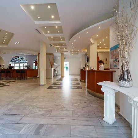 מלון Diana Palace Zakynthos