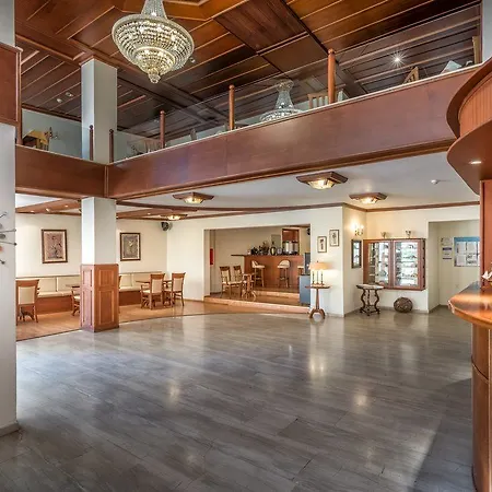 מלון Diana Palace Zakynthos ארגאסי